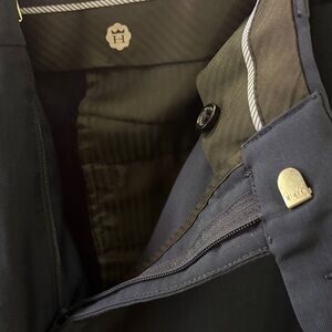 Haggar Classic Fit 36x30, Navy Blue Men’s Trousers